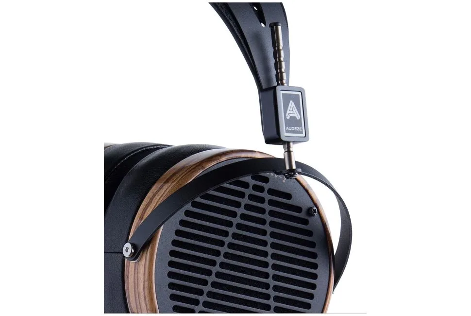 LCD 3 Zebrano