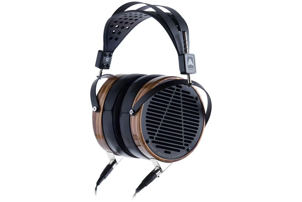 LCD 3 Zebrano