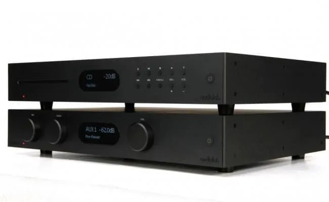 Audiolab 8300 A