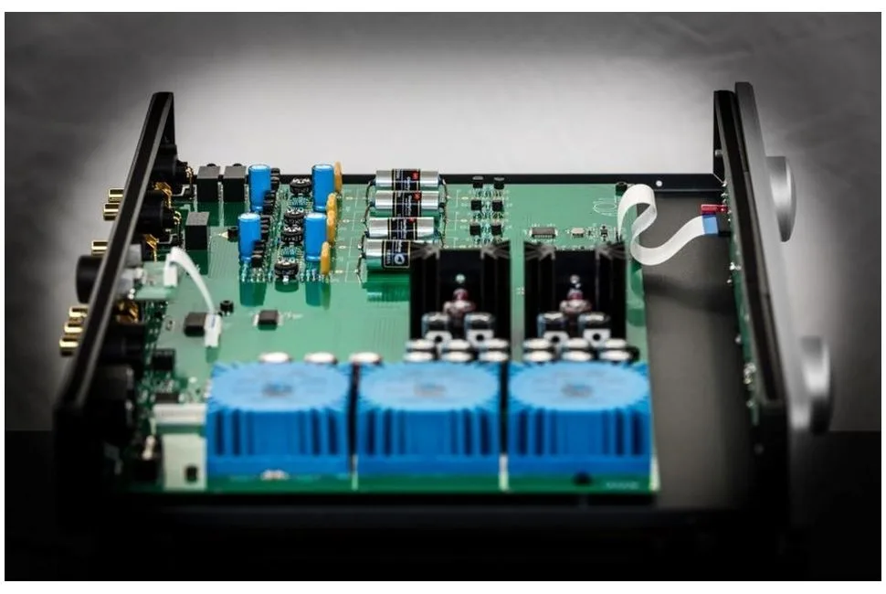 DAC 300