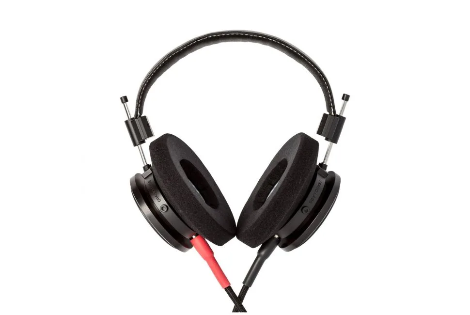 Signature S750